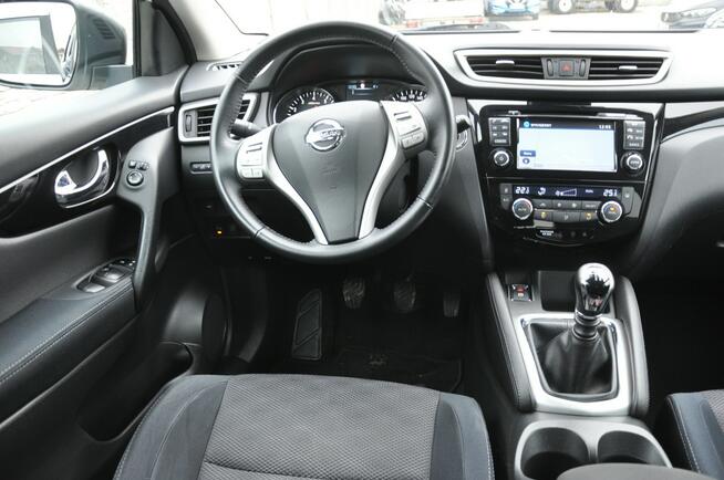 Nissan Qashqai 1.6T 160KM LED Kamera 360 Navi Panorama Asystenci Czujniki