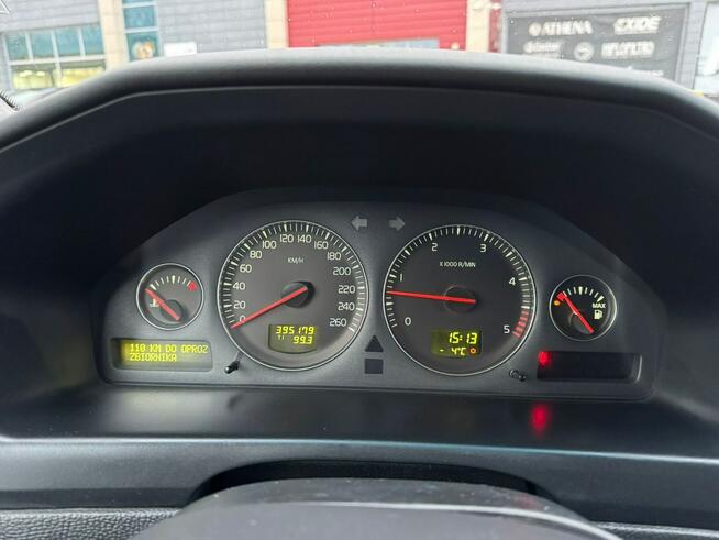 Volvo V70 z niezawodnym silnikiem 2,4D 163KM