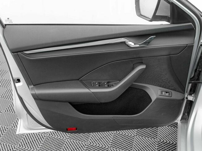 Škoda Octavia 1.5 TSI Ambition Cz.park Podgrz.f K.cofania LED Salon PL VAT 23%