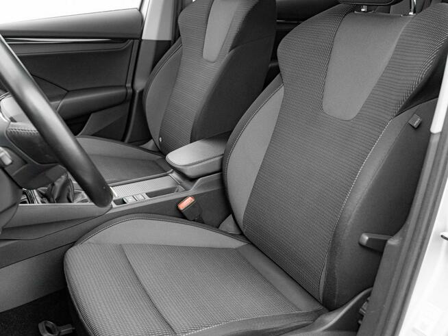 Škoda Octavia 1.5 TSI Ambition Cz.park Podgrz.f K.cofania LED Salon PL VAT 23%