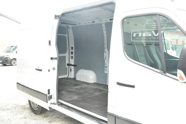 Renault Master średniak L2H2 3 osobowy pełna opcja 2024r! 20tys przebieg!!!
