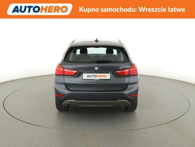BMW X1 2.0D Automat Advantage Navi Tempomat Grzane Fotele El.Klapa 2xPDC LED