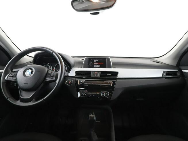 BMW X1 2.0D Automat Advantage Navi Tempomat Grzane Fotele El.Klapa 2xPDC LED