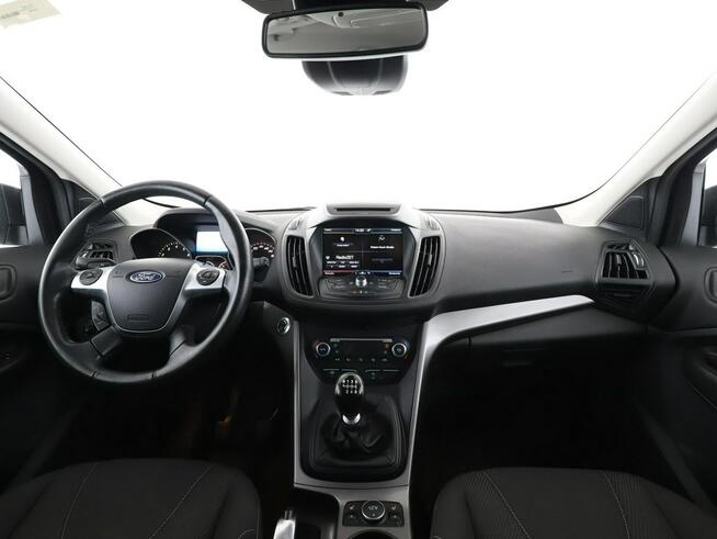 Ford Kuga navi klima auto grzana szyba grzane fotele navi czujniki parkowania