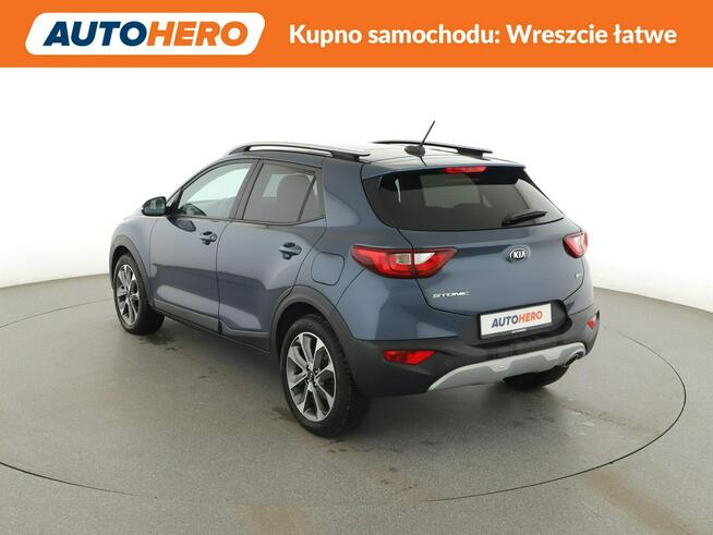 Kia Stonic grzane fotele tempomat klima-auto.