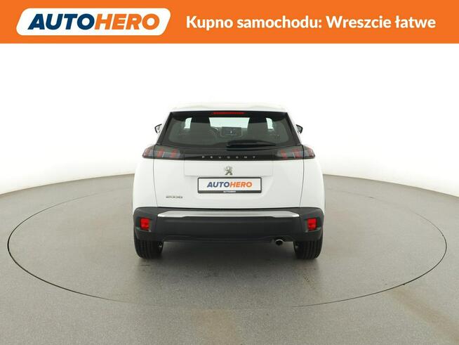 Peugeot 2008 PDC tempomat LED