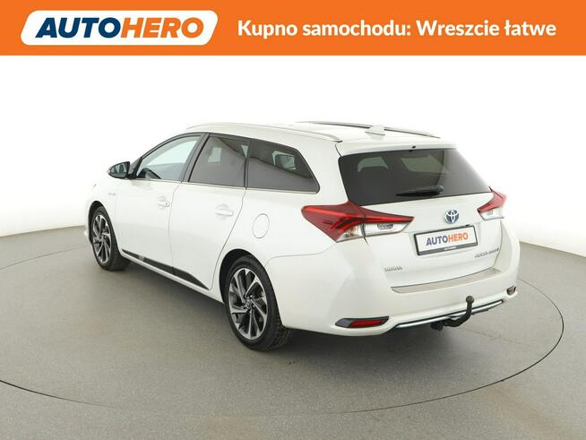 Toyota Auris lift navi kamera panorama hak tempomat
