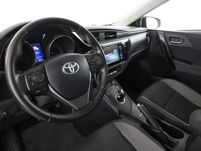 Toyota Auris lift navi kamera panorama hak tempomat