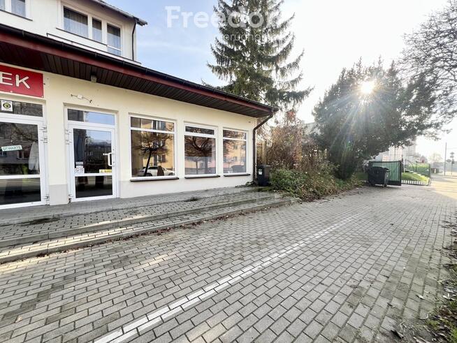 Przestronny lokal usługowy w centrum miasta