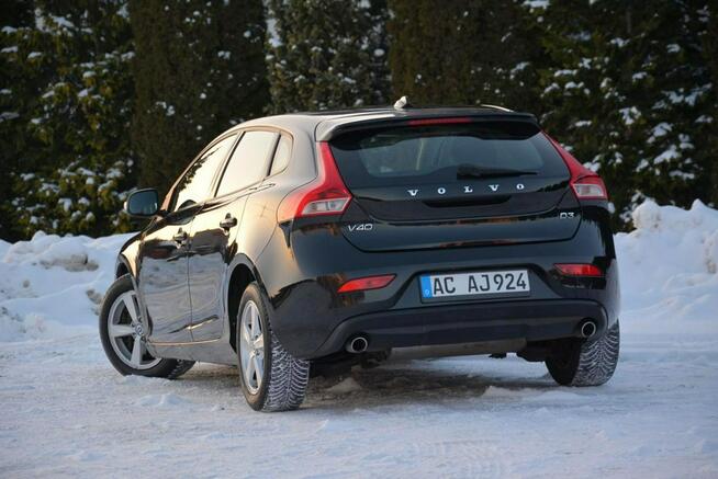 Volvo V40 Xenon Ledy Virtual Zegary Parktronik ASO Alu16 Nowe Opony