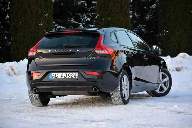 Volvo V40 Xenon Ledy Virtual Zegary Parktronik ASO Alu16 Nowe Opony