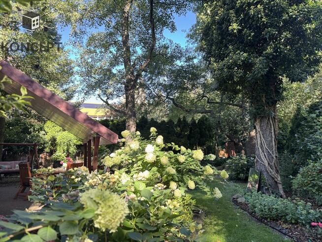 Piękny wolnostojący dom z wymarzonym ogrodem