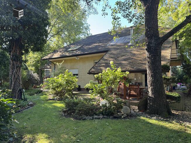 Piękny wolnostojący dom z wymarzonym ogrodem