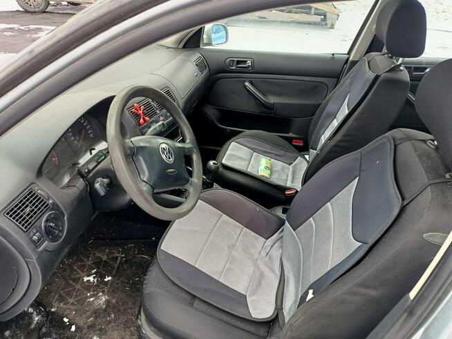 Volkswagen Golf 1.6 00r