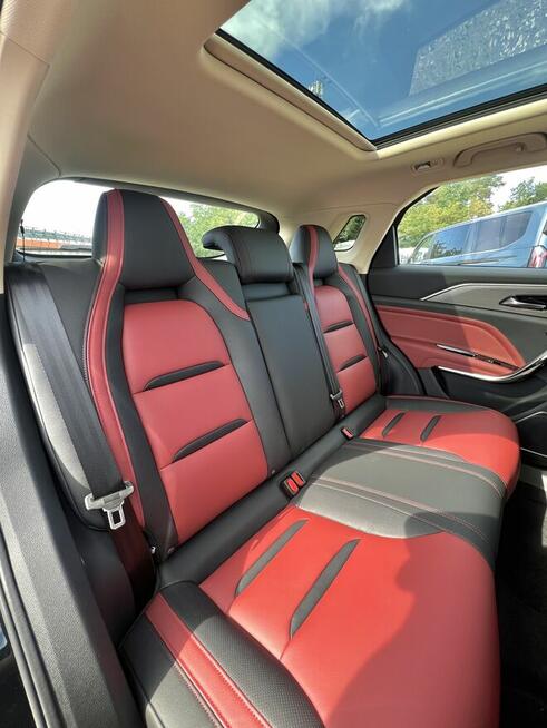 Bestune T77 Business 1.5i 160KM 7DCT - Wyprzedaż! od 89.900