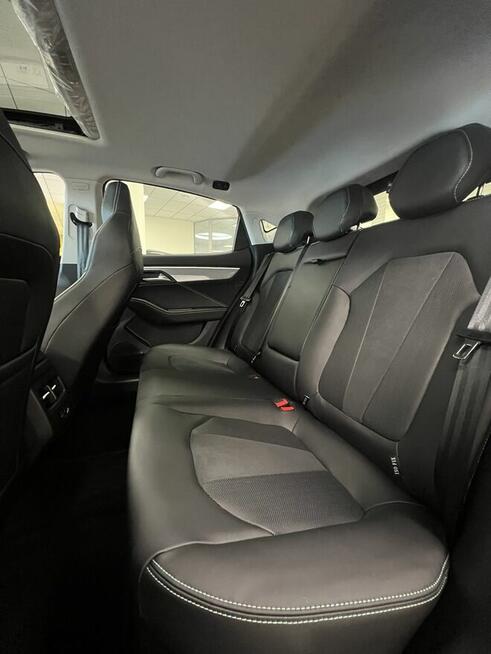 JAC J7 Plus 1.5i 136KM AT - Wyprzedaż! Nowy! za 89.900 PLN