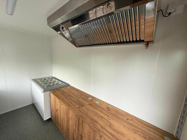 Przyczepa gastronomiczna 3.5 m lody gofry + gratis od ręki