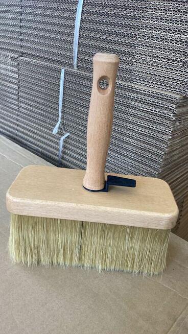 Producent pędzli malarskich zaprasza do współpracy zakupowej