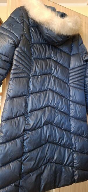 Kurtka puchowa pikowana z kapturem