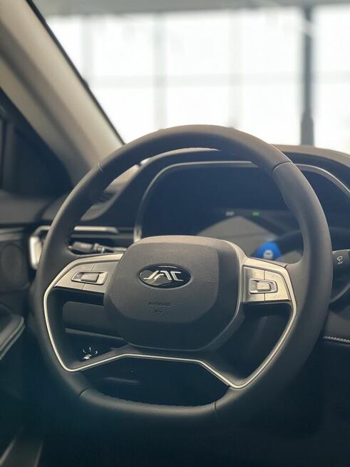JAC J7 Plus 1.5i 136KM AT - Wyprzedaż! Nowy! za 89.900 PLN