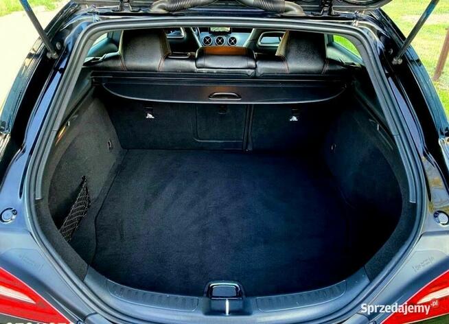 Mercedes-Benz CLA Shooting Brake 180 d AMG Line