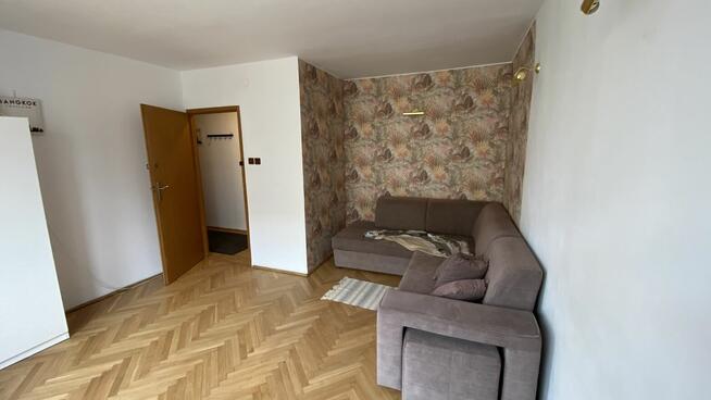 Przestronne 3 pokoje w ścisłym Centrum (Krucza/Żurawia)