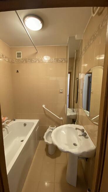 Przestronne 3 pokoje w ścisłym Centrum (Krucza/Żurawia)