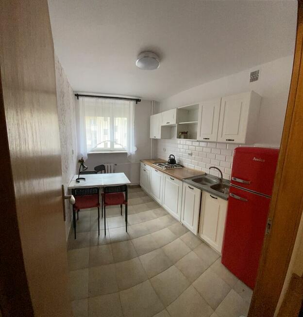 Przestronne 3 pokoje w ścisłym Centrum (Krucza/Żurawia)