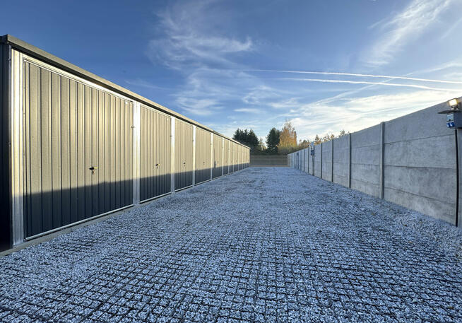 Garaż/Magazyn 7,5m2 os. Majków/Chmielnik monitoring, prąd