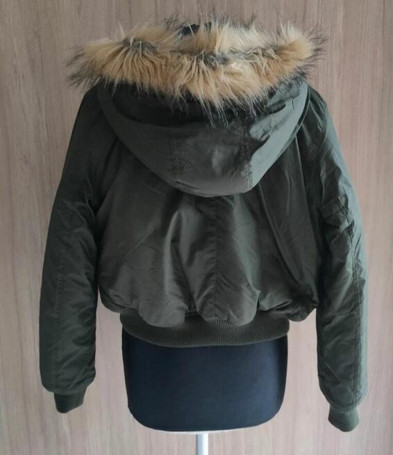 DAMSKA KURTKA PUCHOWA Z KAPTUREM