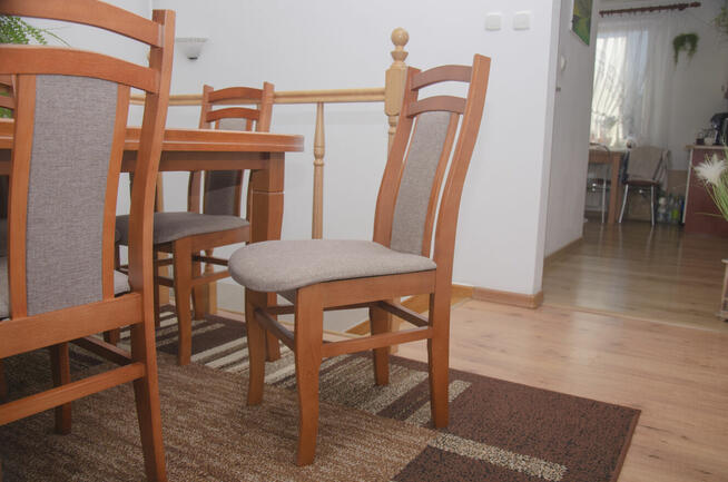 Solidny dębowy stół + 6 krzeseł