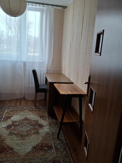 Wynajmę pokoj 1osobowy. 700 zlw mieszkaniu trzy pokojowym