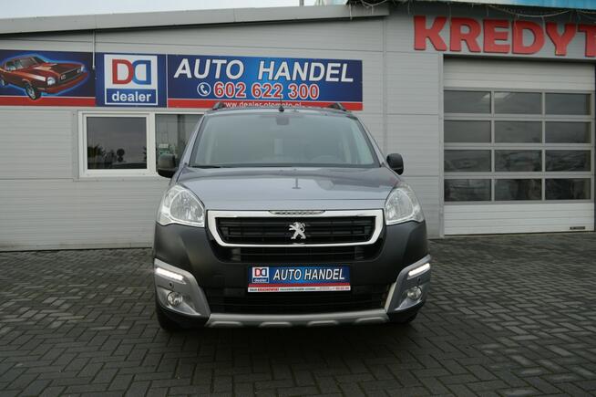 Peugeot Partner Tepee 1.2i Gaz LPG Bezwypadkowy Serwis ASO LED Kamera Navi 116tys.km