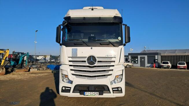 Mercedes Actros