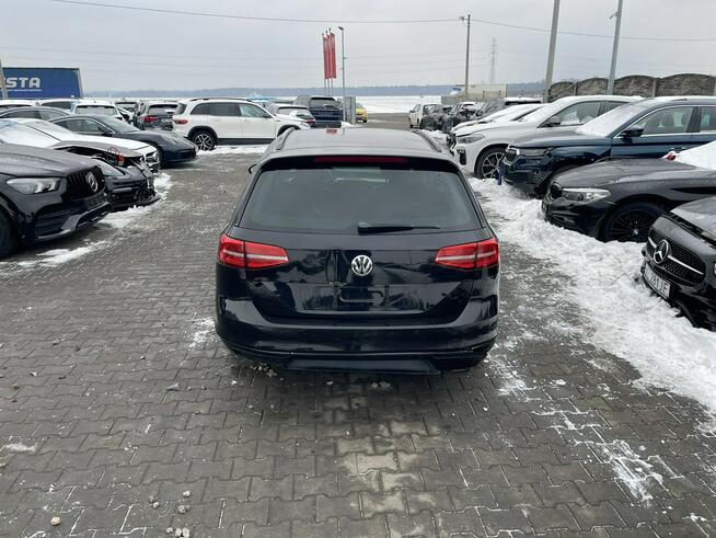 Volkswagen Passat Variant Highline Automat Podgrzewanie Skóra MOMO 150KM