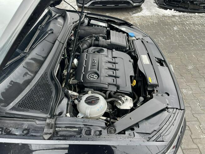 Volkswagen Passat Variant Highline Automat Podgrzewanie Skóra MOMO 150KM