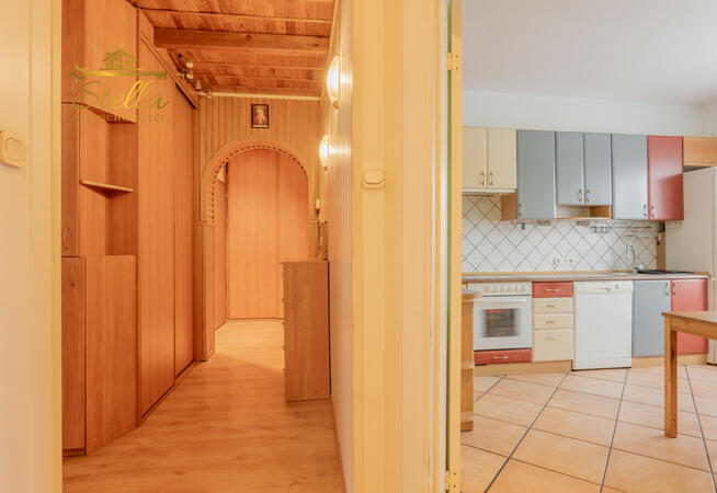 Dom Gdynia Cisowa, Sienna