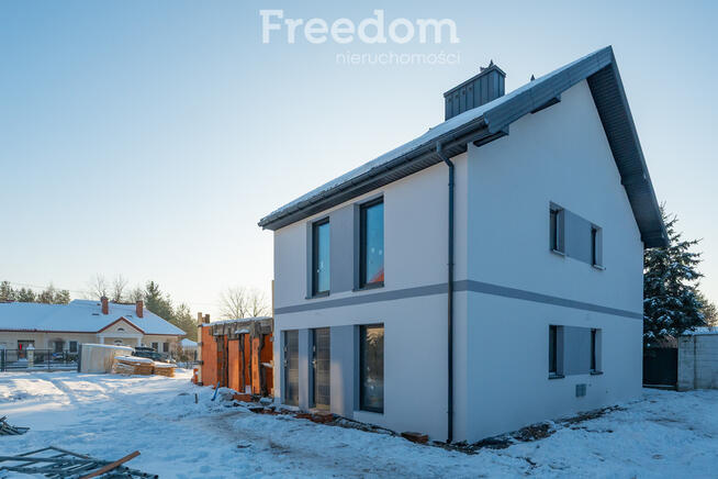 3-pokoje plus poddasze w Józefowie