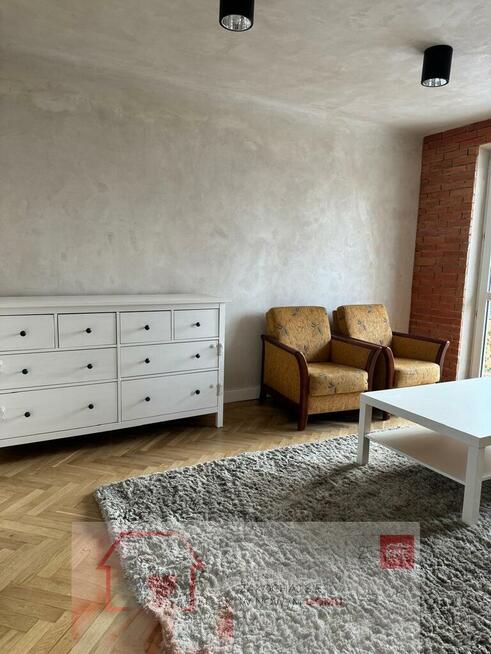 2 pok. po generalnym remoncie przy ul. Wallenroda