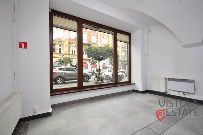Piękny lokal witrynowy w centrum