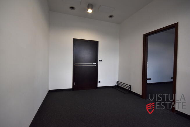 Niewielki lokal biurowy w okolicy ul. Brożka