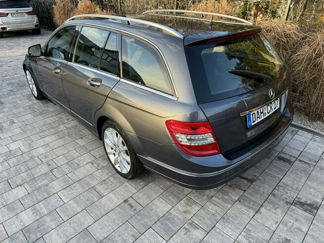 Mercedes C 180 NOWY ROZRZĄD ! Bardzo zadbana - 100% oryginalny przebieg