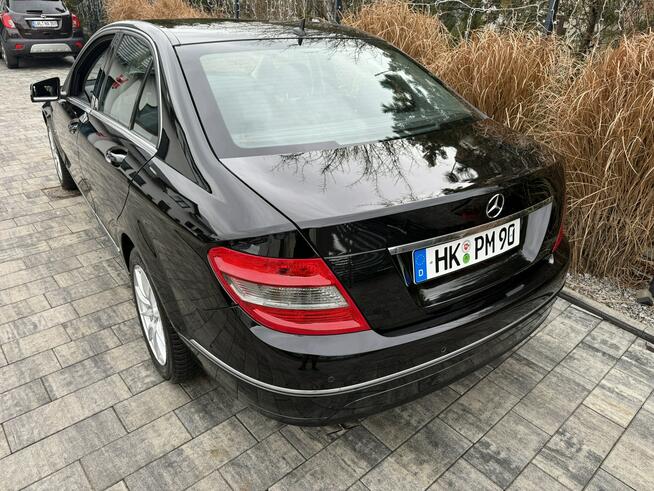 Mercedes C 200 Bardzo zadbana - 100% oryginalny przebieg