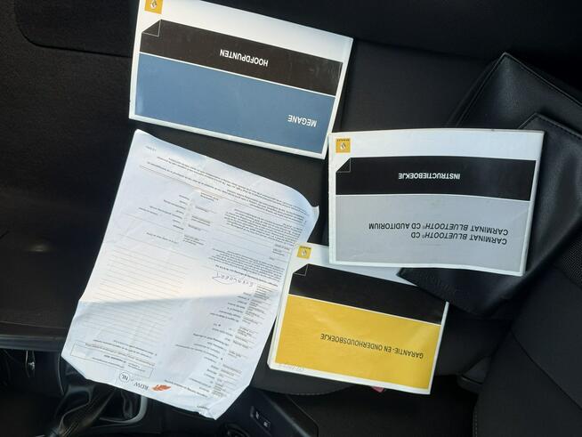 Renault Megane BEZWYPADKOWE !!! Niski oryginalny przebieg - BARDZO ZADBANE .