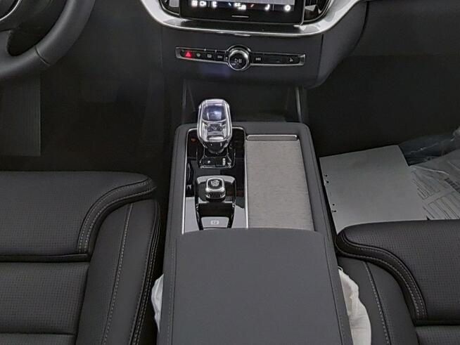 Volvo XC 90 T8 AWD Plus Dark MY 2026