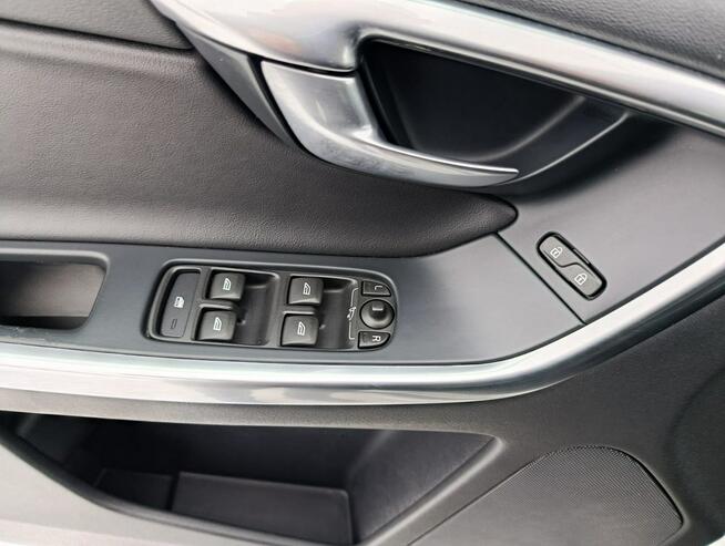 Volvo XC 60 Ksenon navi Ocean Race