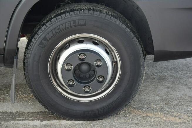 Iveco Daily 72C 3.0D Automat Laweta z Piętrem na 2 auta/ Serwisowany/ 135 TYS KM !!