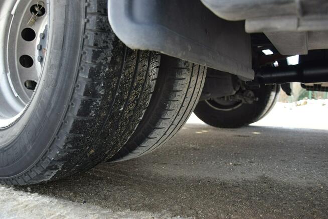 Iveco Daily 72C 3.0D Automat Laweta z Piętrem na 2 auta/ Serwisowany/ 135 TYS KM !!