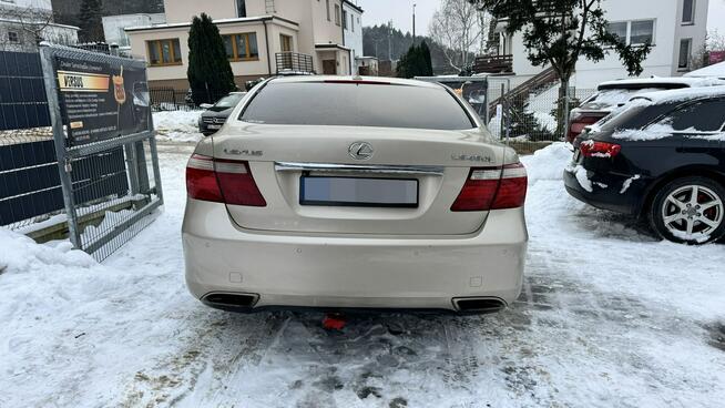 Lexus LS 4.6 benz. 381KM Kamera /Mark Levinson/Wentyle Szyber Dociągi Bi xenon