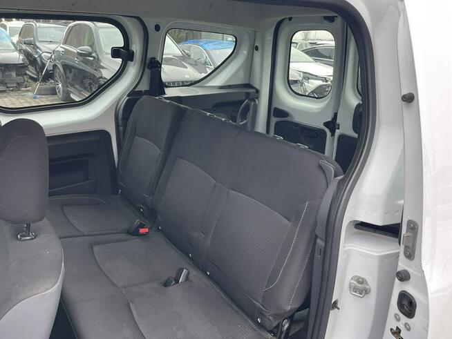 Dacia Dokker Salon Polska Klimatyzacja Czujniki park.